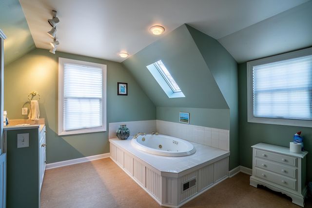 3218 Eastbrook Drive, Fort Wayne, IN 46805