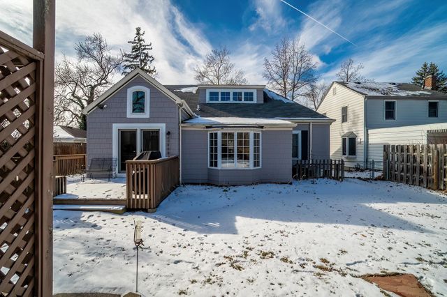 3218 Eastbrook Drive, Fort Wayne, IN 46805