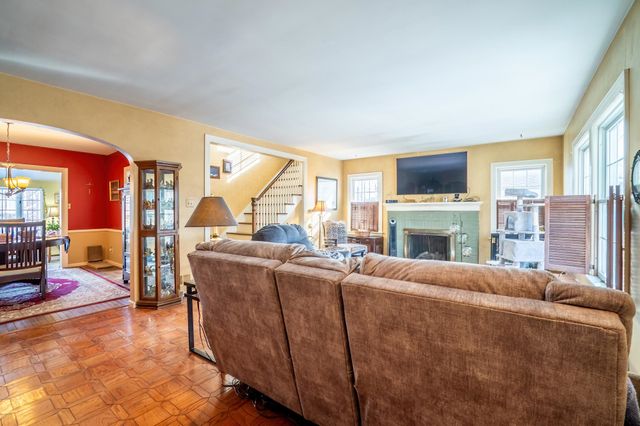 3218 Eastbrook Drive, Fort Wayne, IN 46805