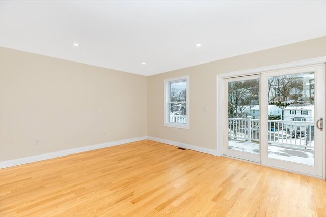 23 Hillcrest St, Waltham, MA 02451