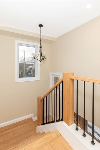 23 Hillcrest St, Waltham, MA 02451