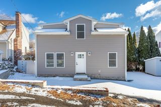 23 Hillcrest St, Waltham, MA 02451