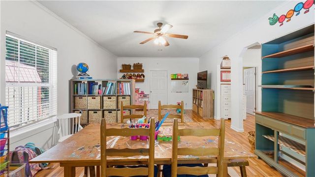 488 Pauls Airport Road, Thomasville, NC 27360