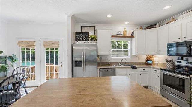 488 Pauls Airport Road, Thomasville, NC 27360