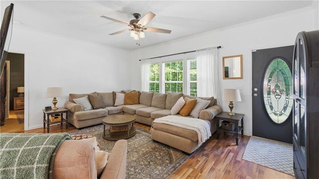 488 Pauls Airport Road, Thomasville, NC 27360