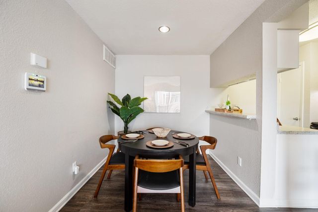 8701 Town Park Drive 30-2217, Houston, TX 77036