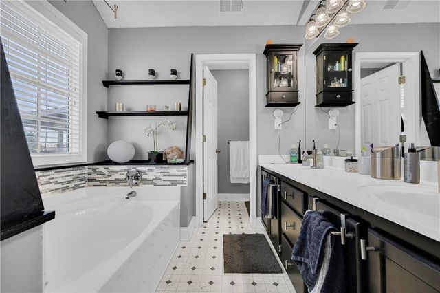 369 Kay Drive, Winder, GA 30680