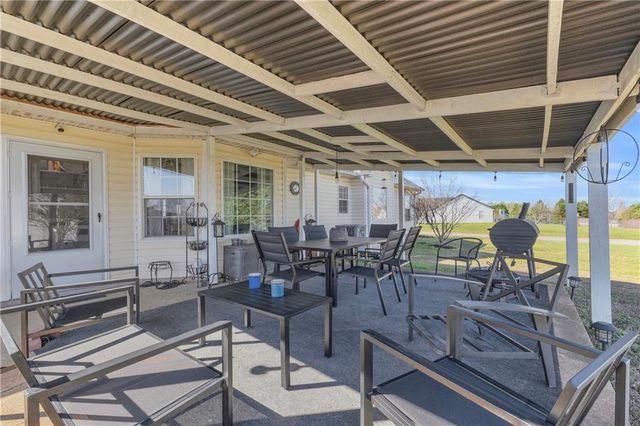 369 Kay Drive, Winder, GA 30680