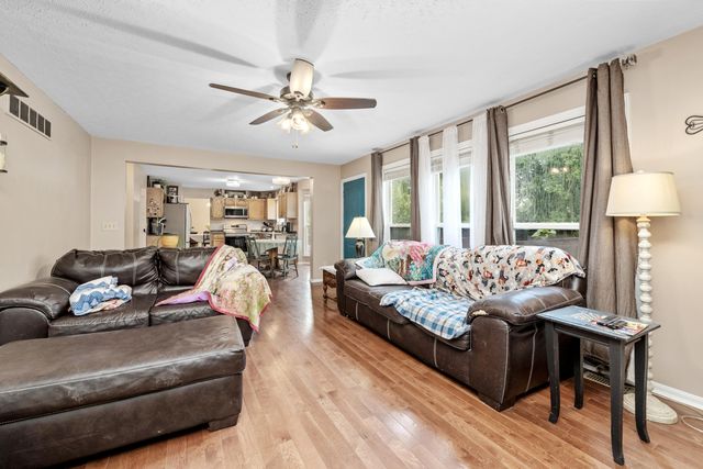 10115 Golden Pond Drive, Union, KY 41091