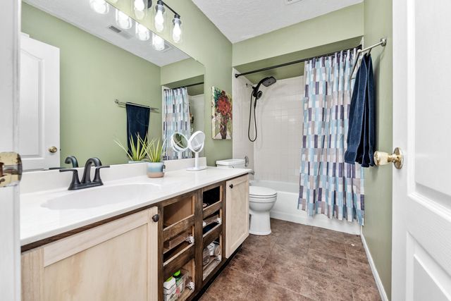 10115 Golden Pond Drive, Union, KY 41091