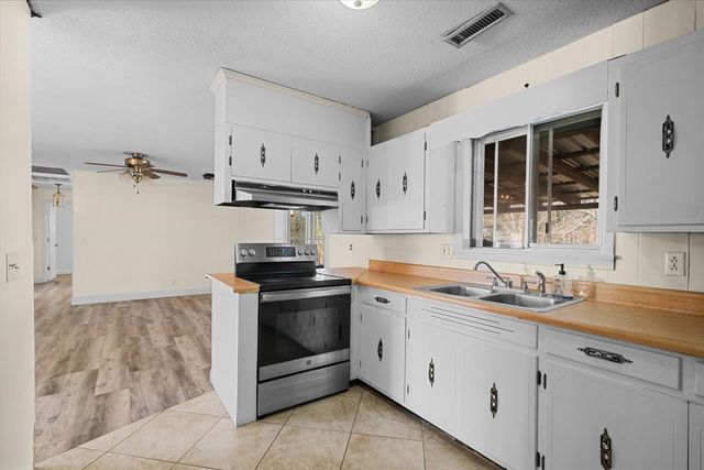 4305 NE Bass McHan Drive, Dalton, GA 30721