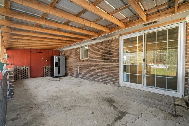 4305 NE Bass McHan Drive, Dalton, GA 30721