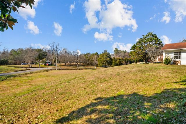 4305 NE Bass McHan Drive, Dalton, GA 30721