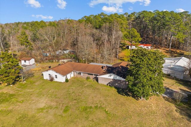 4305 NE Bass McHan Drive, Dalton, GA 30721