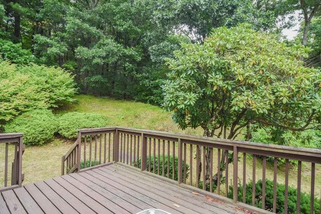 4 Emelda St, Palmer, MA 01069