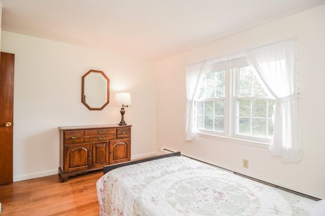 4 Emelda St, Palmer, MA 01069