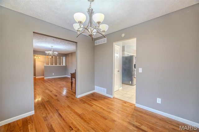 22598 Highway N, Lebanon, MO 65536