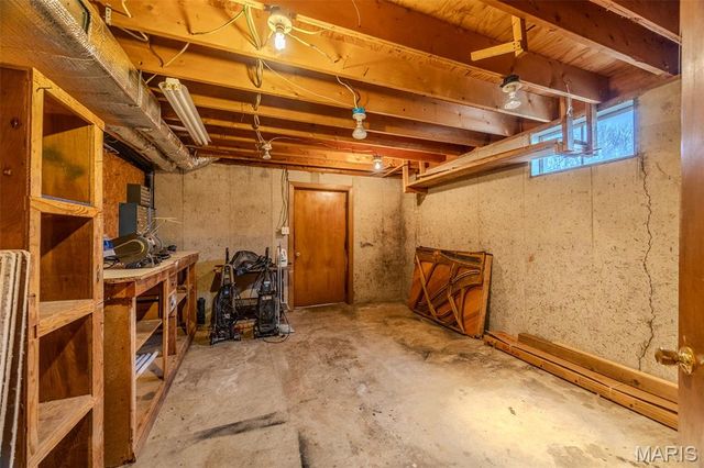 22598 Highway N, Lebanon, MO 65536