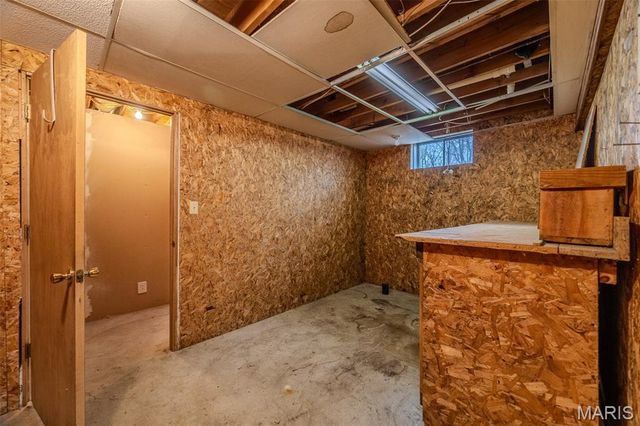 22598 Highway N, Lebanon, MO 65536