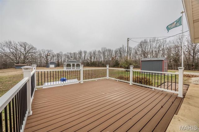 22598 Highway N, Lebanon, MO 65536