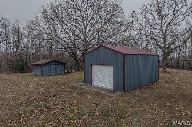 22598 Highway N, Lebanon, MO 65536