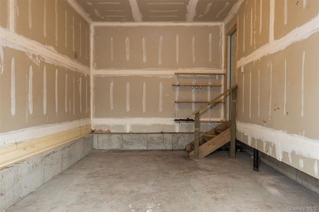 24 Lonscreek Place, Mastic Beach, NY 11951