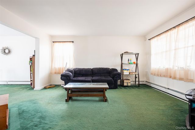 24 Lonscreek Place, Mastic Beach, NY 11951