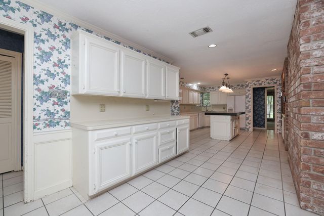 510 Marymont Park, Conroe, TX 77302