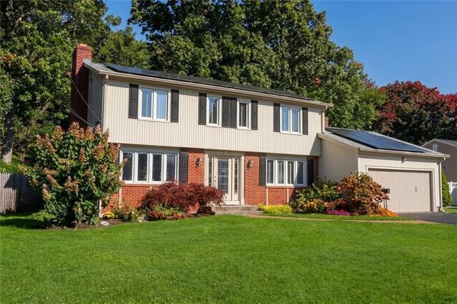 42 Tanglewood Drive, East Providence, RI 02915