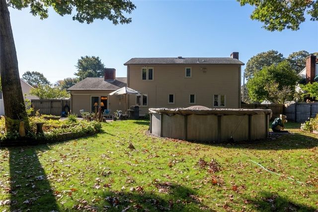 42 Tanglewood Drive, East Providence, RI 02915