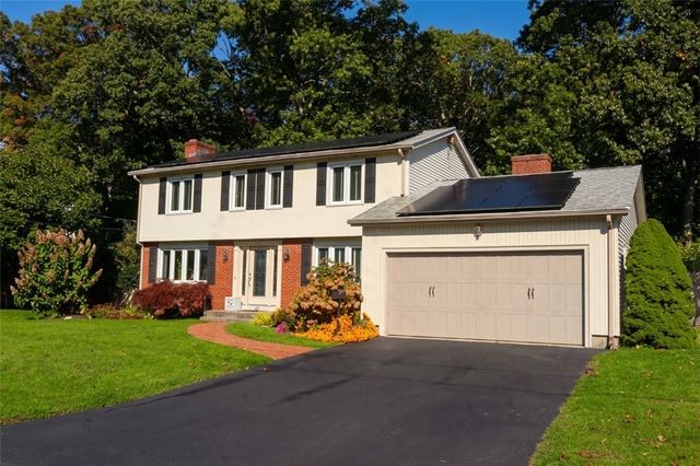 42 Tanglewood Drive, East Providence, RI 02915