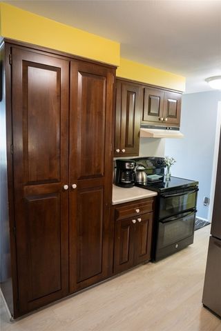 42 Tanglewood Drive, East Providence, RI 02915