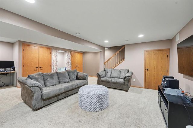2129 E Lexington Boulevard, Eau Claire, WI 54701