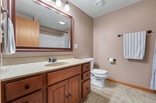 2129 E Lexington Boulevard, Eau Claire, WI 54701