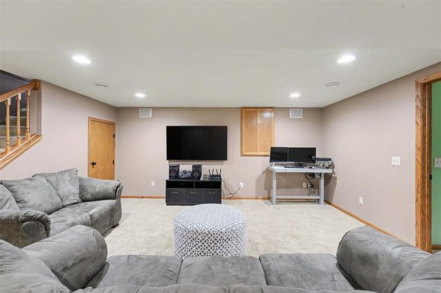 2129 E Lexington Boulevard, Eau Claire, WI 54701