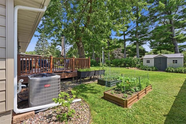 2129 E Lexington Boulevard, Eau Claire, WI 54701