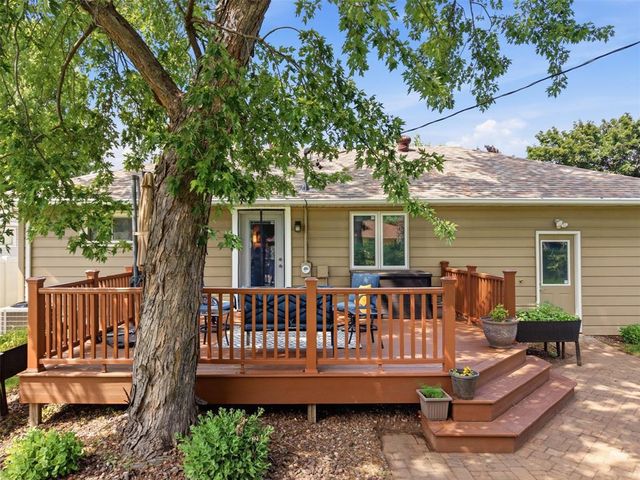 2129 E Lexington Boulevard, Eau Claire, WI 54701