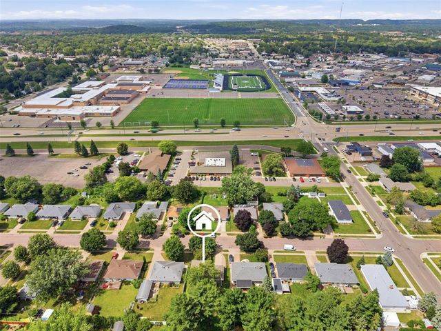2129 E Lexington Boulevard, Eau Claire, WI 54701