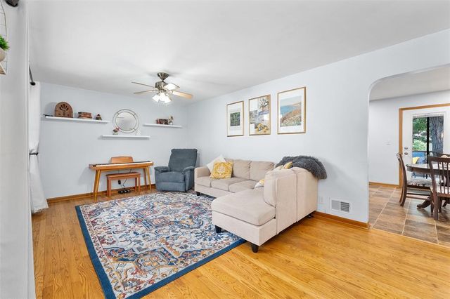 2129 E Lexington Boulevard, Eau Claire, WI 54701