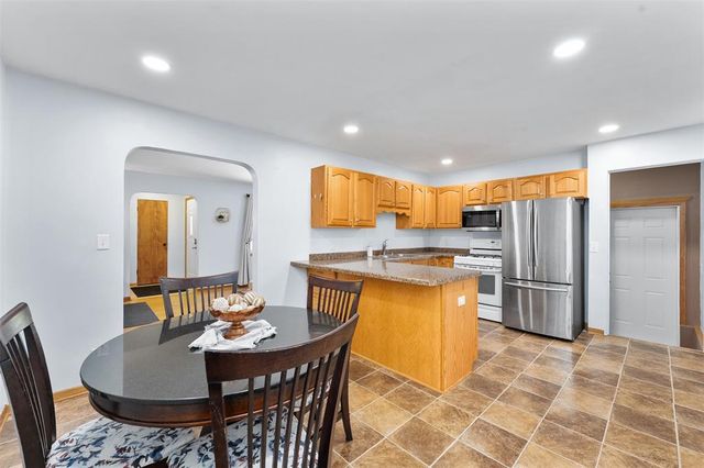 2129 E Lexington Boulevard, Eau Claire, WI 54701