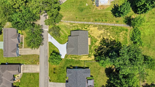 355 Arbor Pointe Trail, Dayton, TN 37321