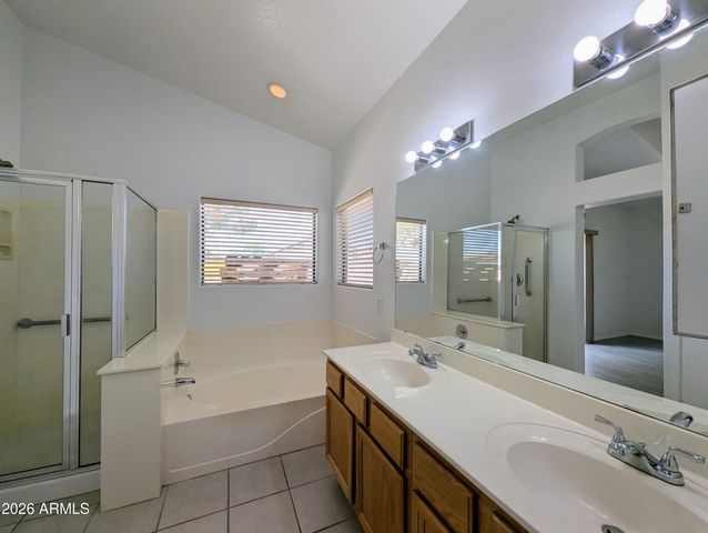 5424 W WAGONER Road, Glendale, AZ 85308