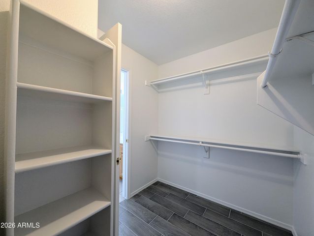 5424 W WAGONER Road, Glendale, AZ 85308