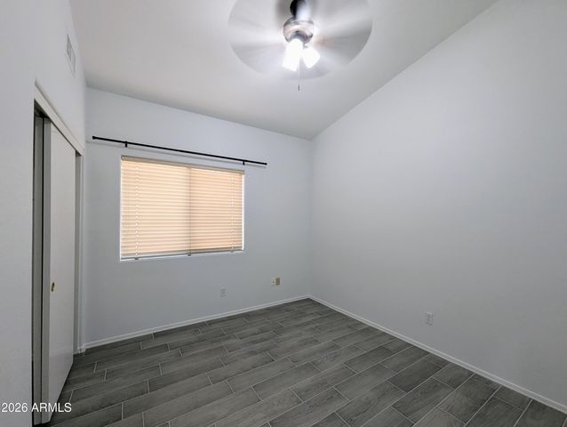 5424 W WAGONER Road, Glendale, AZ 85308