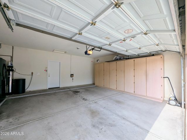 5424 W WAGONER Road, Glendale, AZ 85308