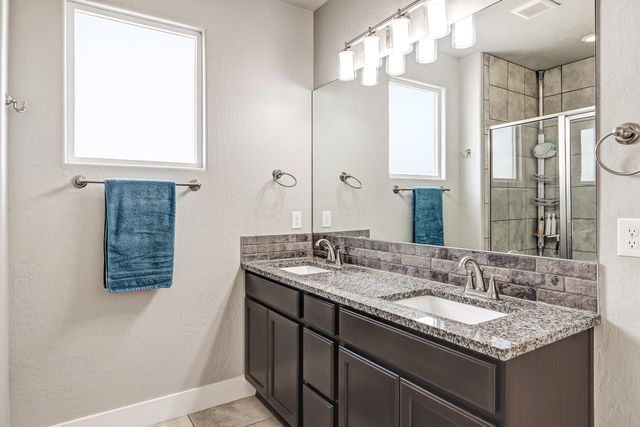 7713 Majesty Court NW, Albuquerque, NM 87107