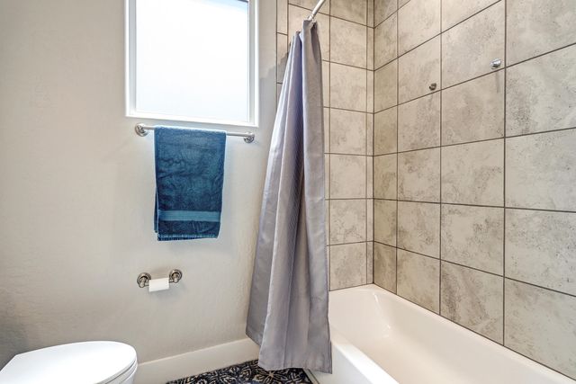 7713 Majesty Court NW, Albuquerque, NM 87107