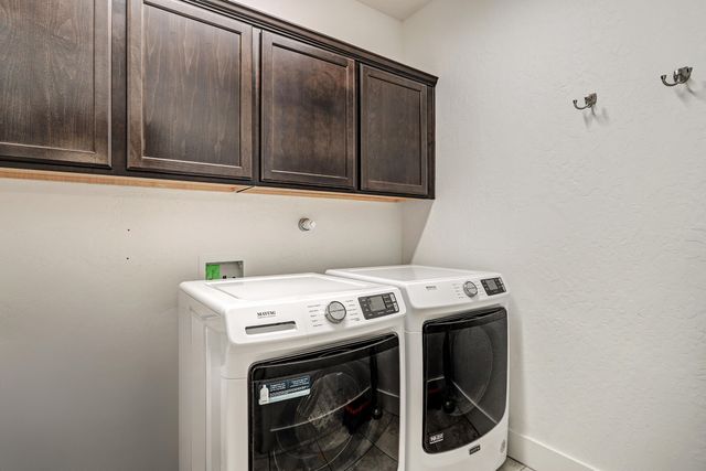 7713 Majesty Court NW, Albuquerque, NM 87107