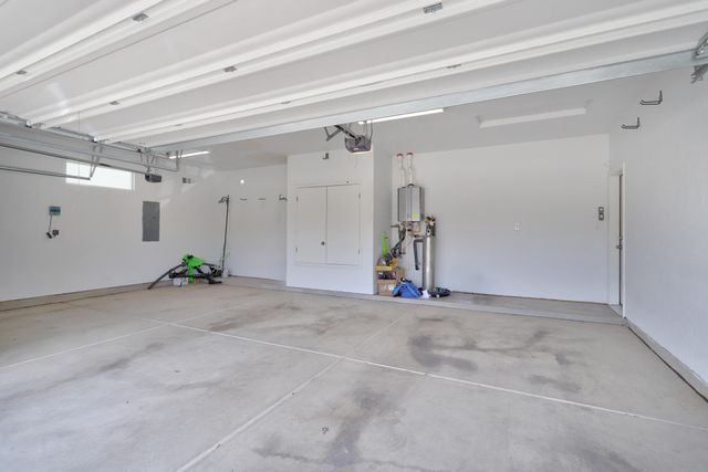 7713 Majesty Court NW, Albuquerque, NM 87107