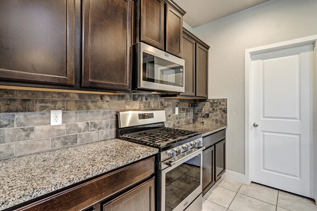 7713 Majesty Court NW, Albuquerque, NM 87107